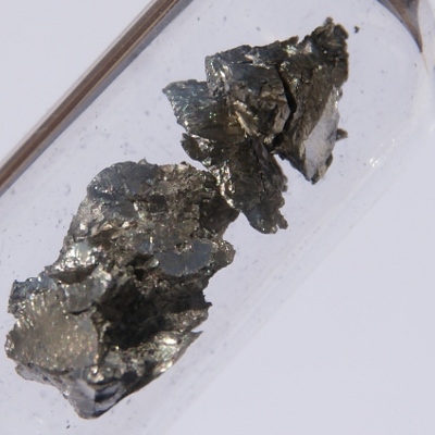 Photo of the element: Praseodymium (Pr)