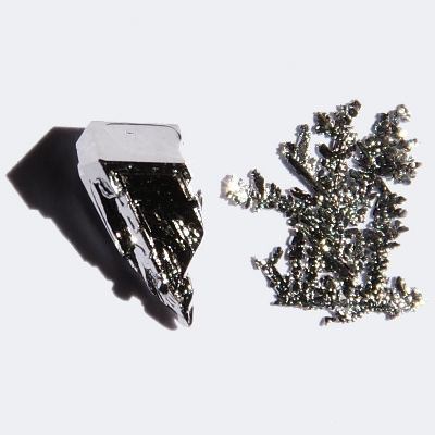 Photo of the element: Platinum (Pt)